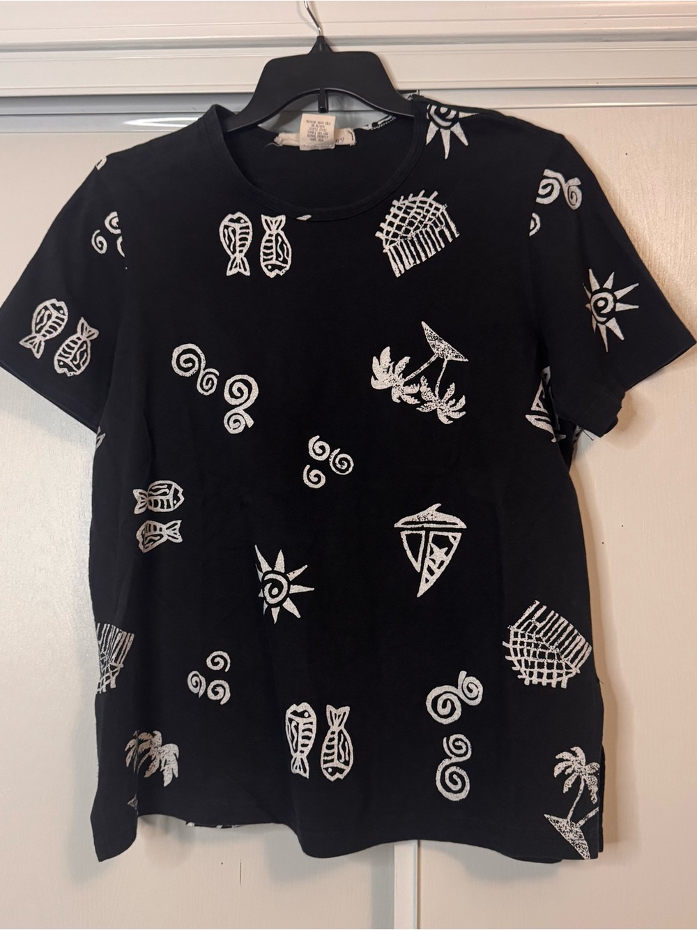 Vintage Sarah Bentley Black Short Sleeve Tee with White Tropical Motif